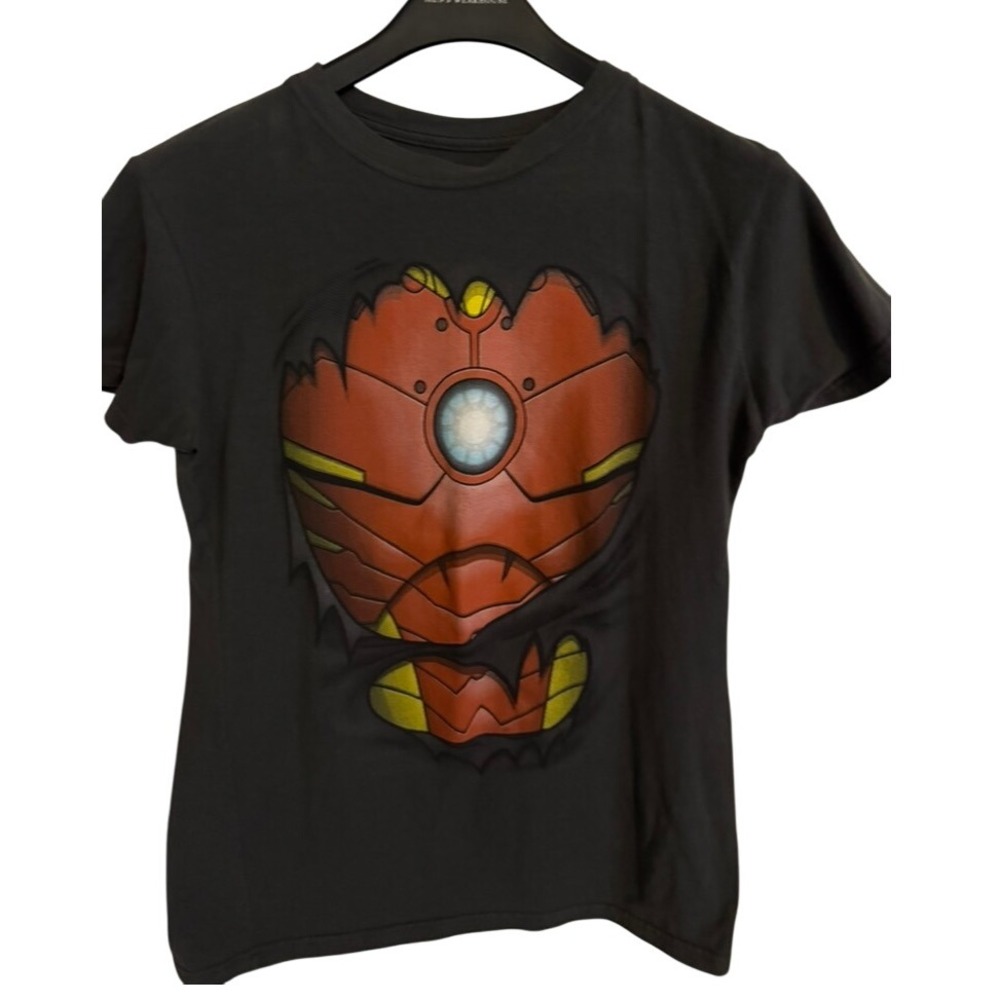 Marvel Iron Man Chest Graphic T-Shirt Superhero Comic Book T-shirt Youth Size XL